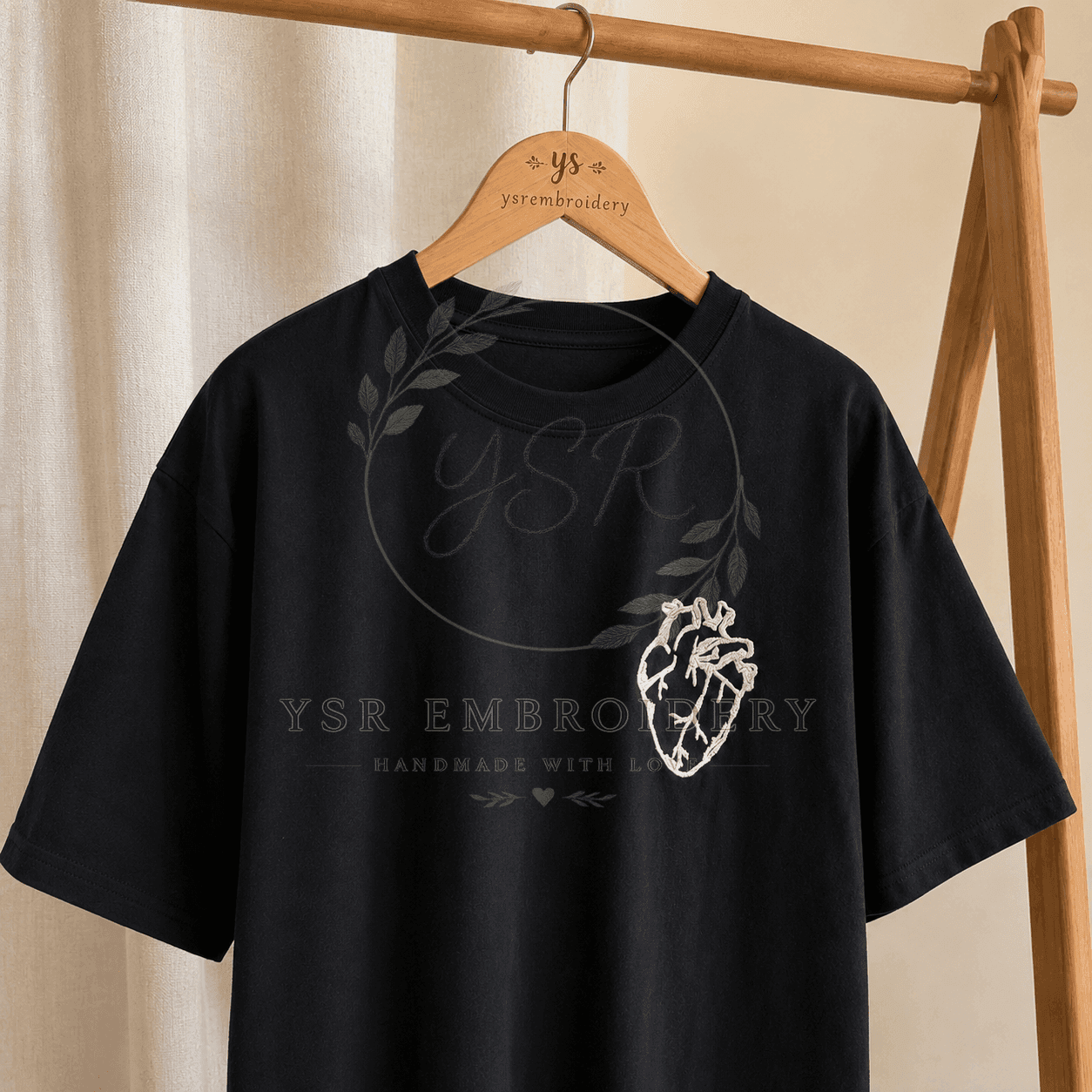 T-Shirt Brodé Cœur Anatomique